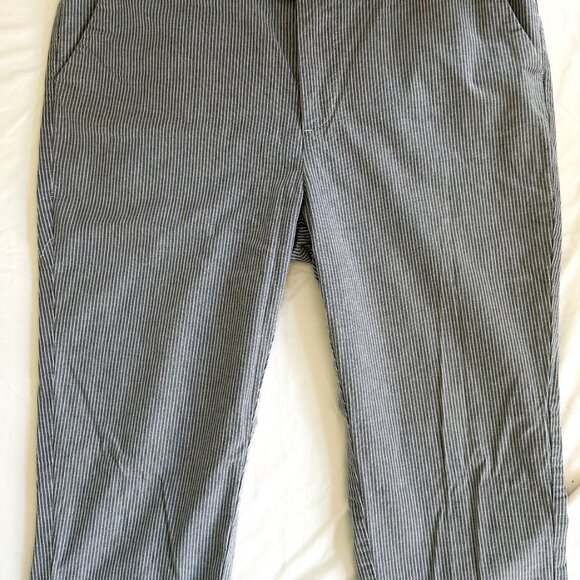 RIDERS by LEE Women’s Waist 19 Pinstripe Capri Pants Straight Leg Stretch-A115 - Picture 2 of 6